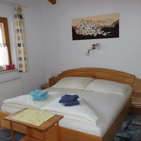 דירה Schmelzhuette מאיירהופן